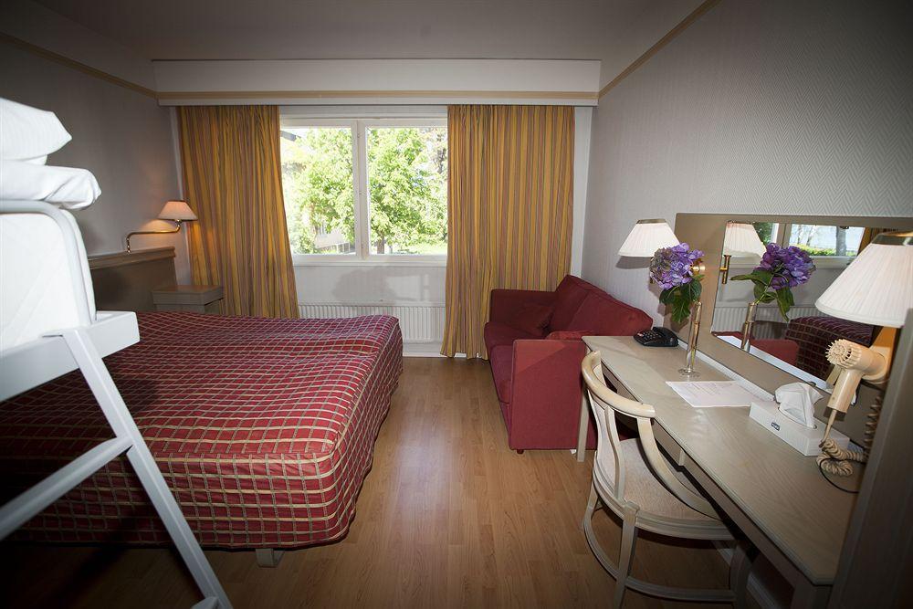 Hotel Adlon มารีฮามน์ ภายนอก รูปภาพ